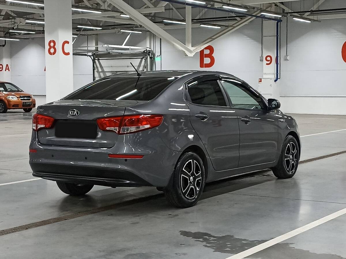 Купить Kia Rio с пробегом. Фото: #4