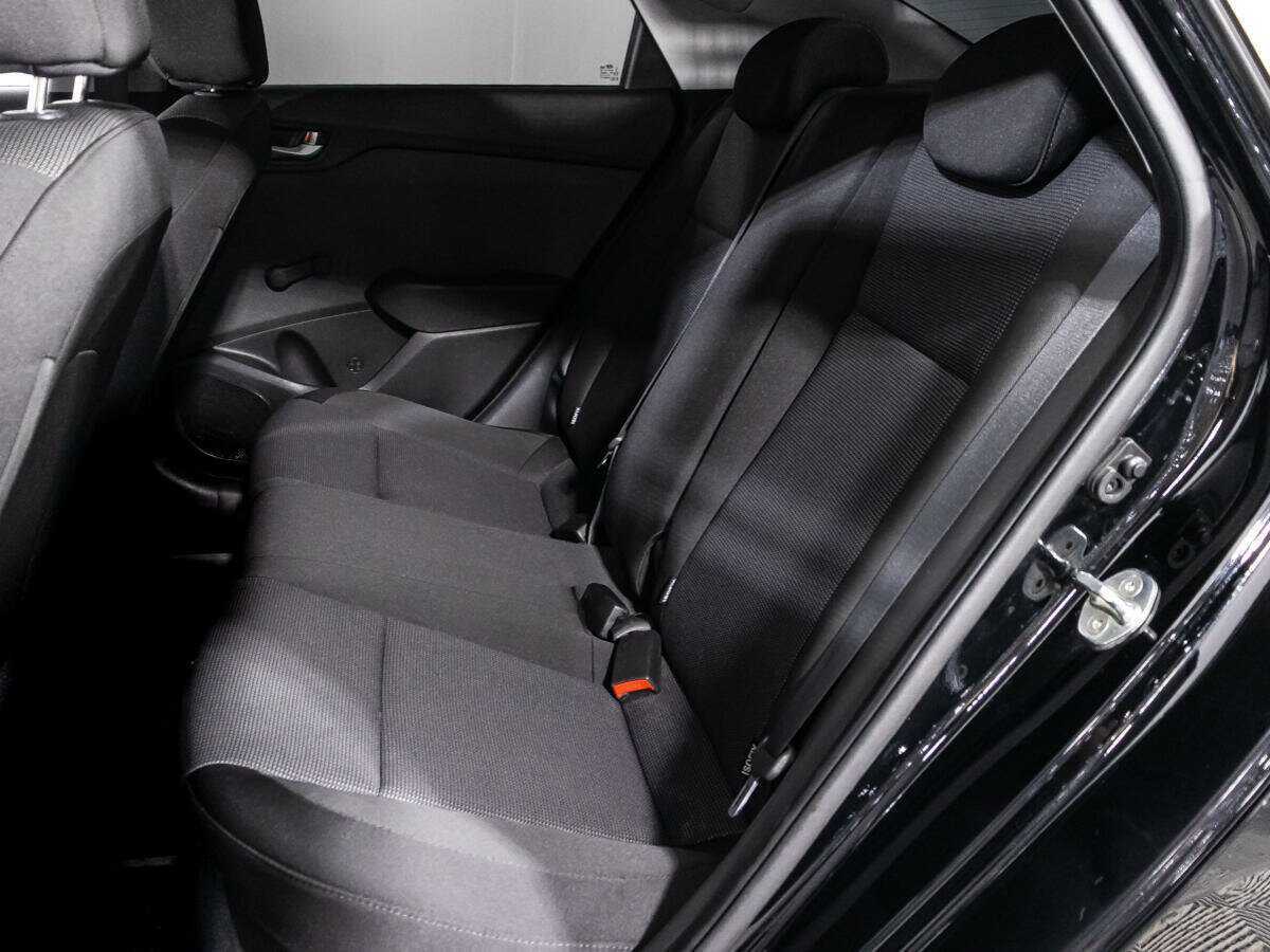 Купить Hyundai Solaris с пробегом. Фото: #9