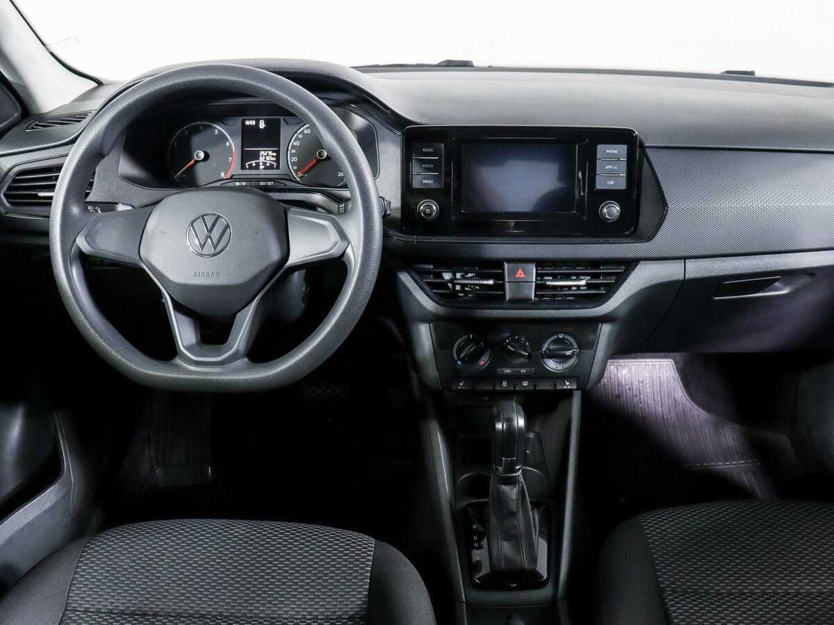 Купить Volkswagen Polo с пробегом. Фото: #11
