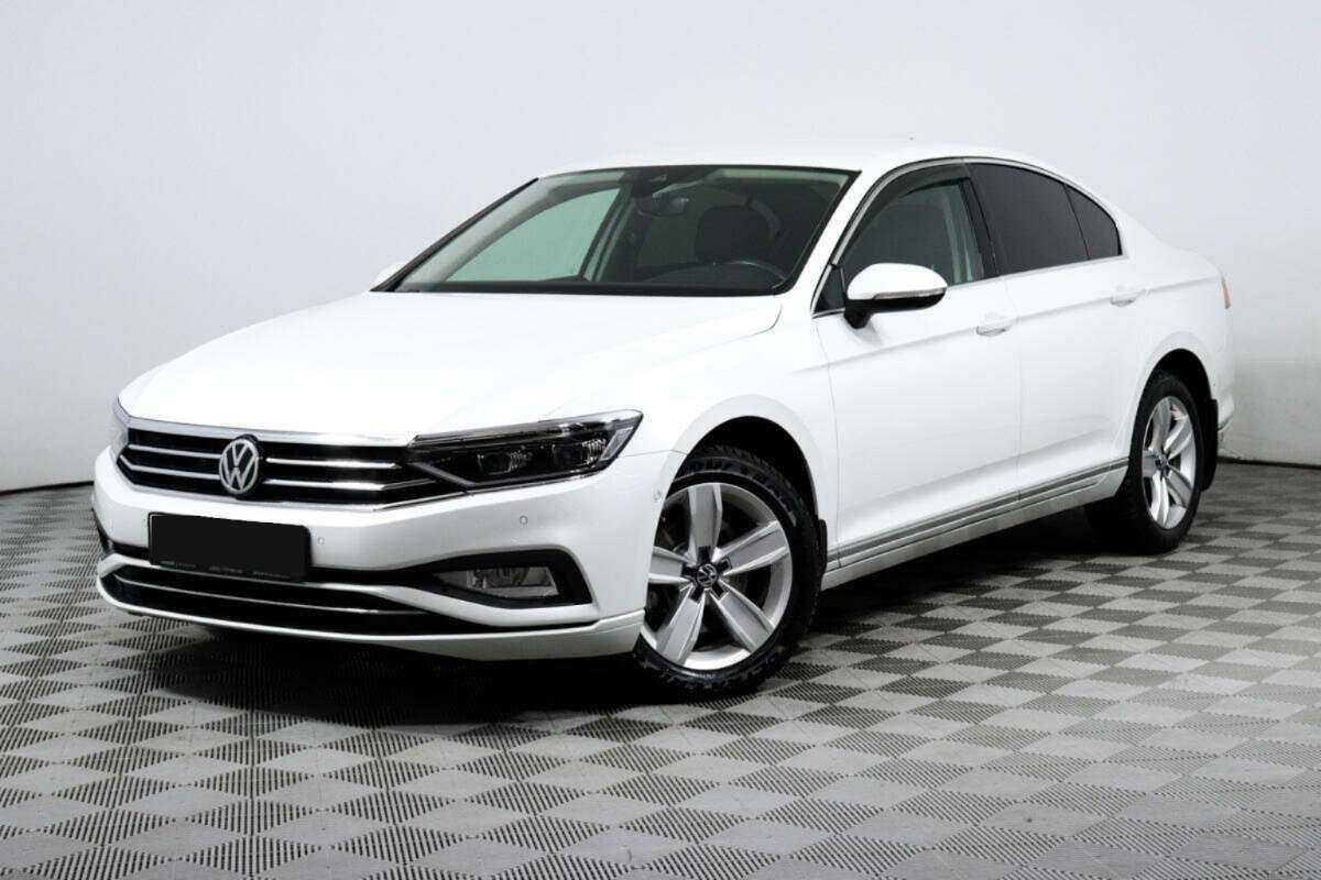 Купить Volkswagen Passat с пробегом. Посмотреть фото
