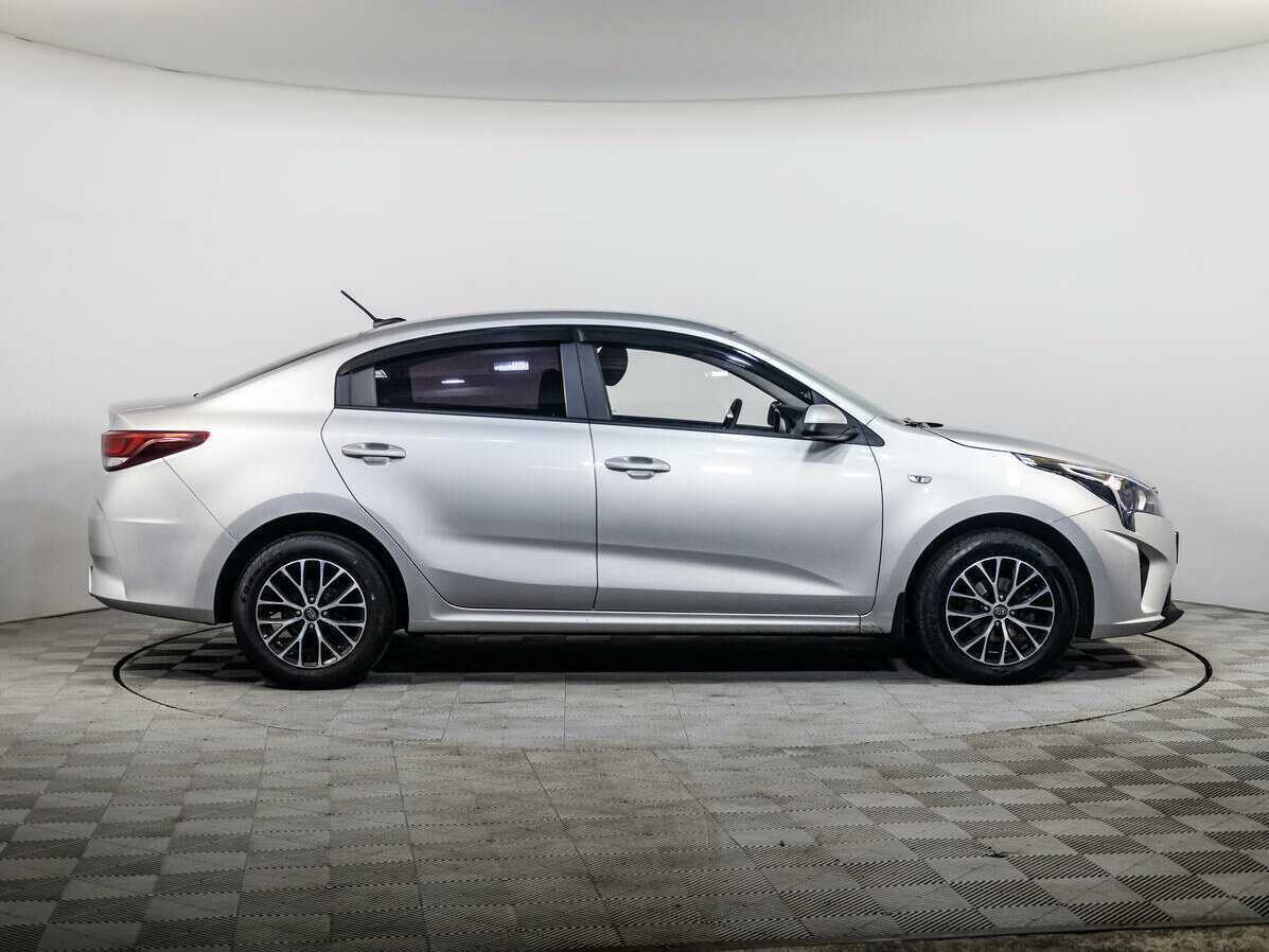 Купить Kia Rio с пробегом. Фото: #2