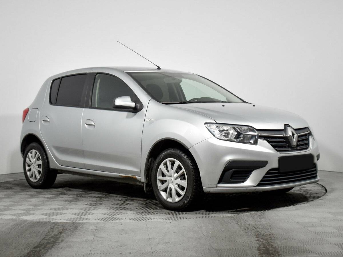 Купить Renault Sandero с пробегом. Фото: #2