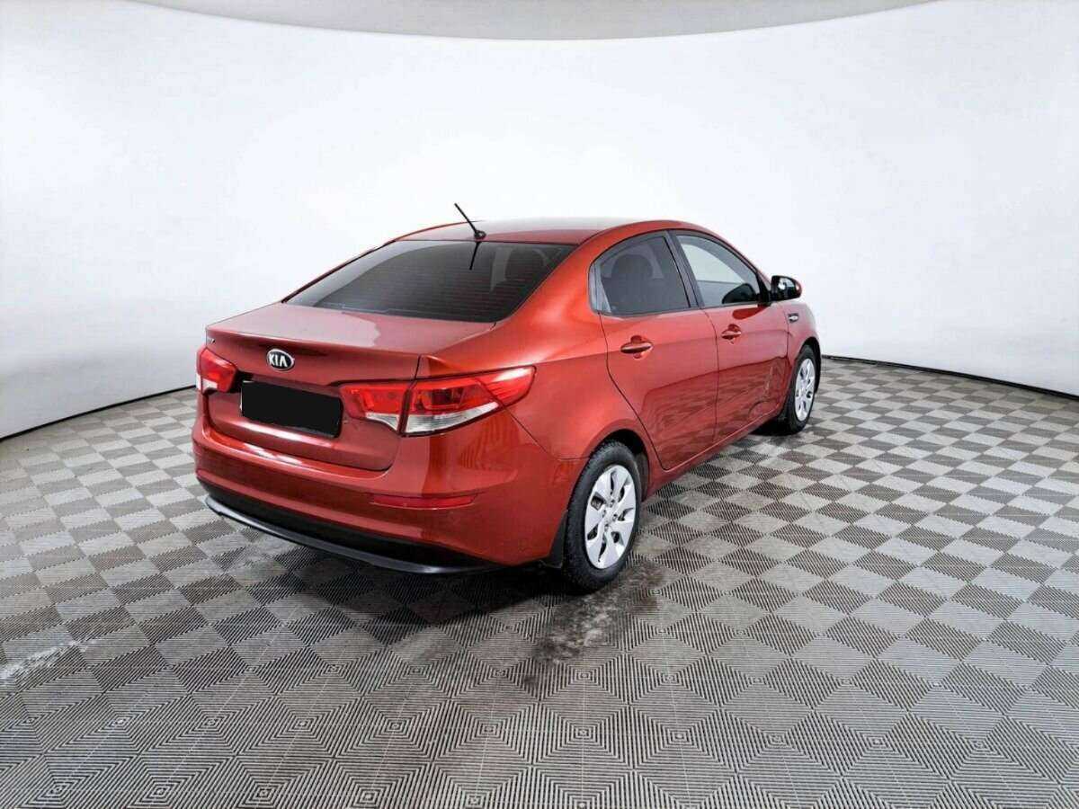 Купить Kia Rio с пробегом. Фото: #4