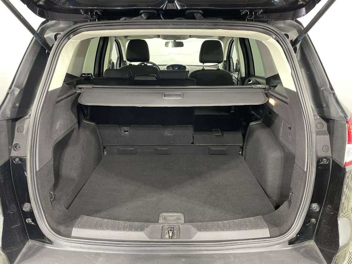 Купить Ford Kuga с пробегом. Фото: #17