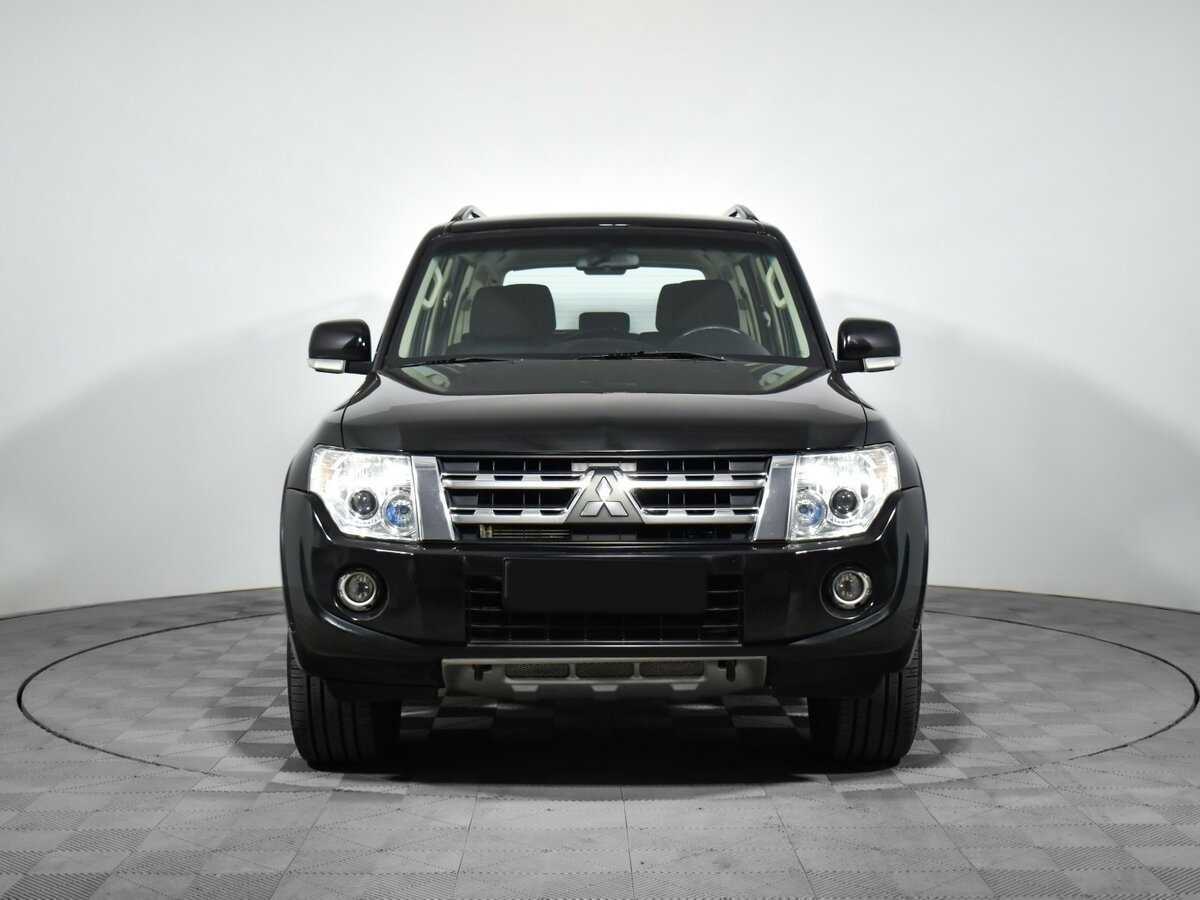 Купить Mitsubishi Pajero с пробегом. Фото: #1
