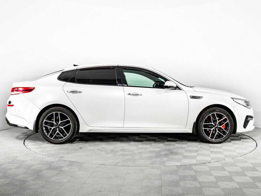 Купить Kia Optima с пробегом. Фото: #3