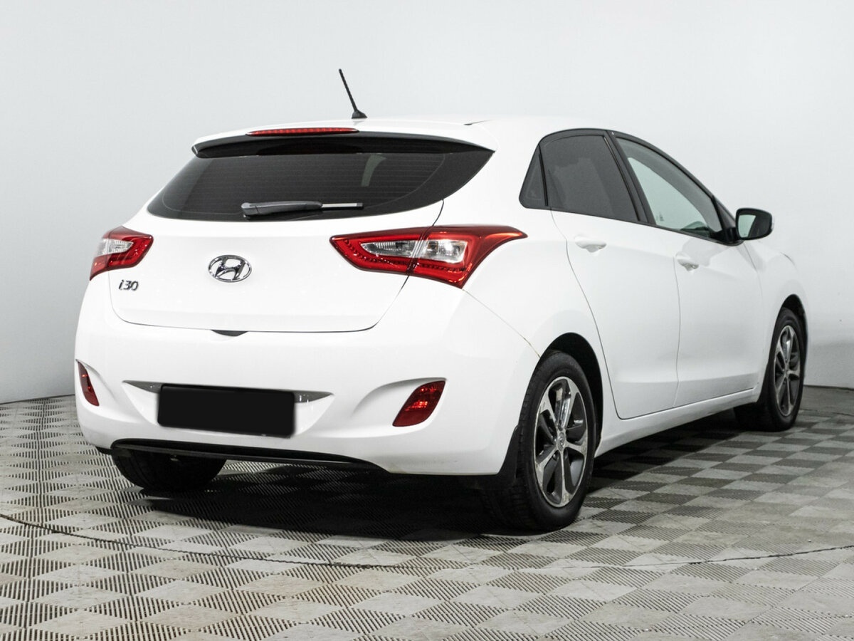 Купить Hyundai i30 с пробегом. Фото: #4