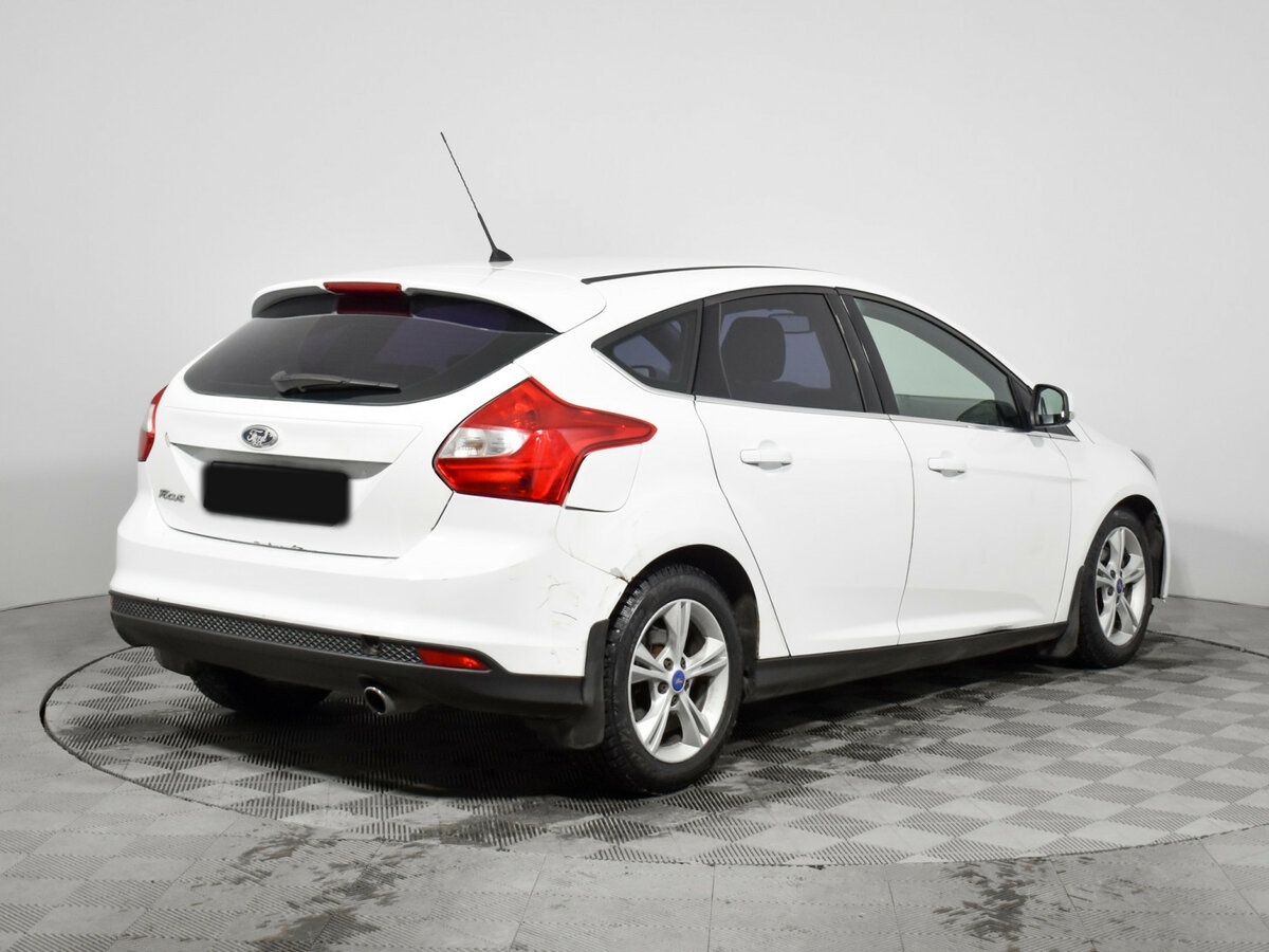 Купить Ford Focus с пробегом. Фото: #4