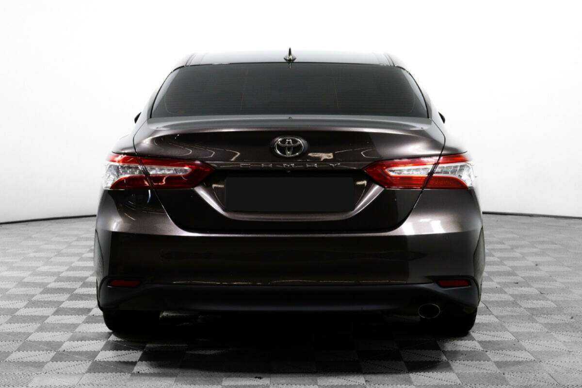 Купить Toyota Camry с пробегом. Фото: #5