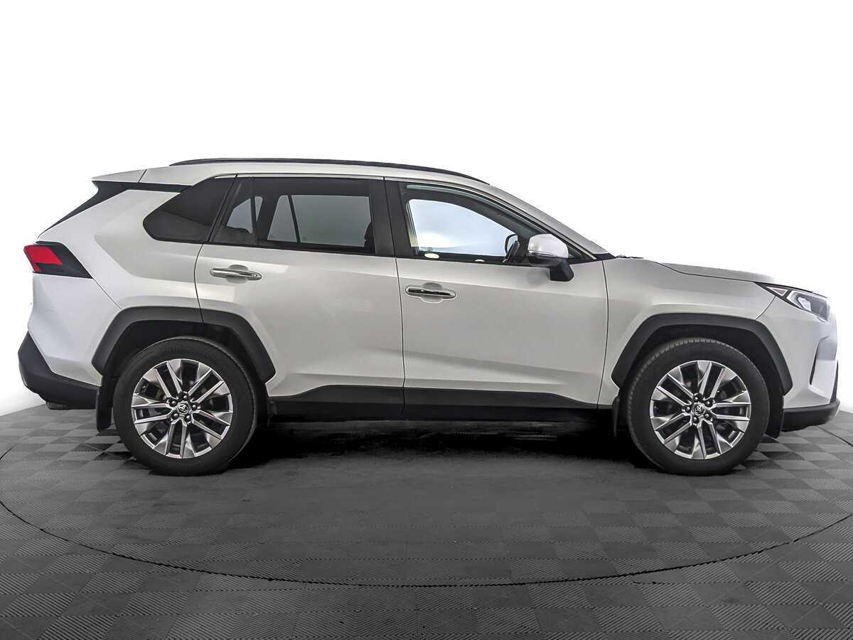 Купить Toyota RAV4 с пробегом. Фото: #3