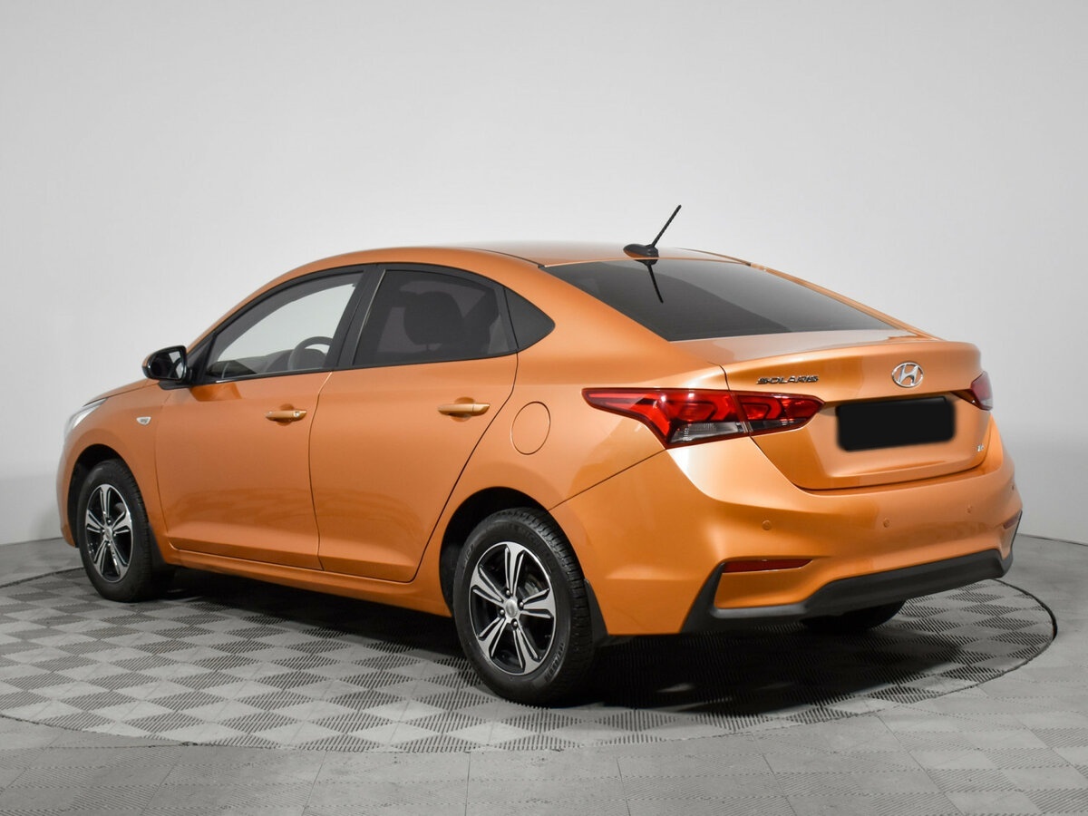 Купить Hyundai Solaris с пробегом. Фото: #6