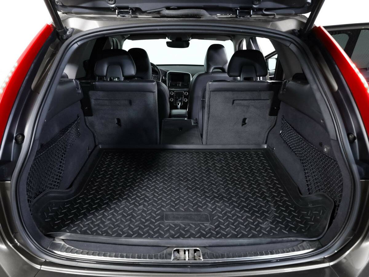 Купить Volvo XC60 с пробегом. Фото: #26