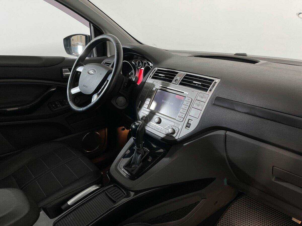 Купить Ford Kuga с пробегом. Фото: #8