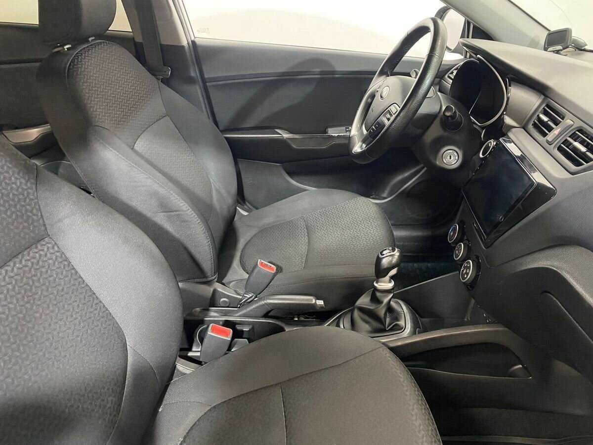 Купить Kia Rio с пробегом. Фото: #9