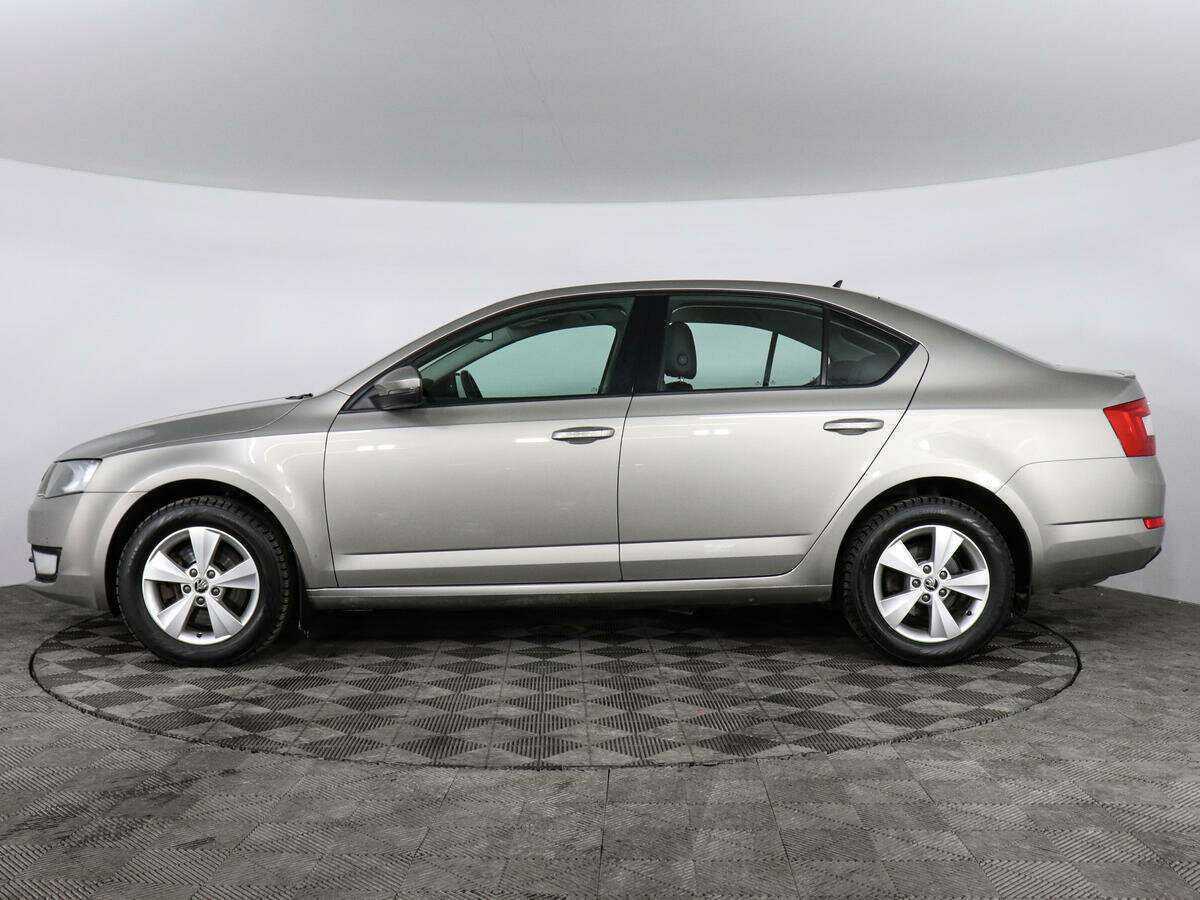 Купить Skoda Octavia с пробегом. Фото: #6