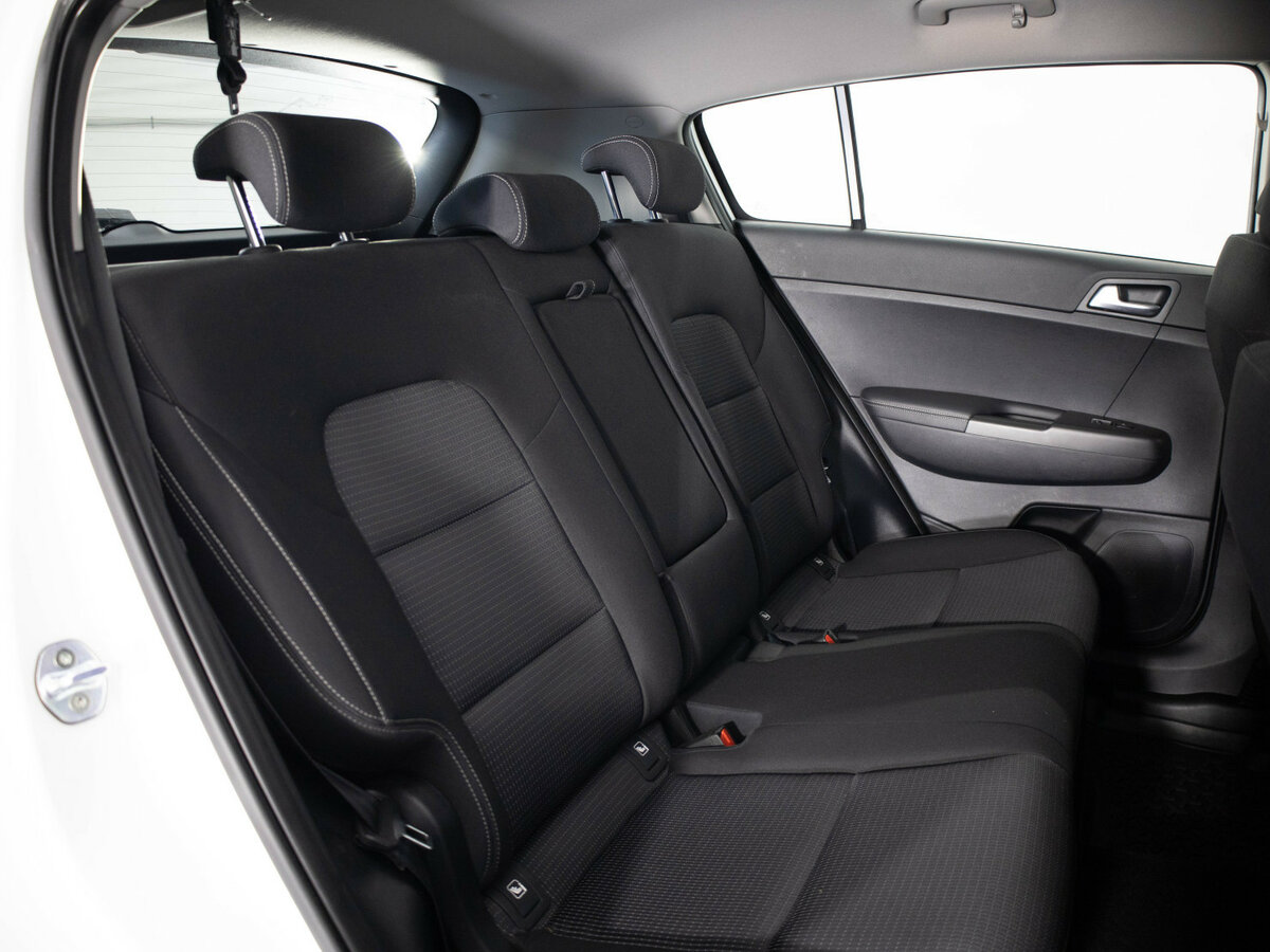Купить Kia Sportage с пробегом. Фото: #18