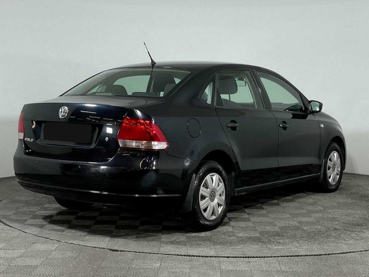 Купить Volkswagen Polo с пробегом. Фото: #3
