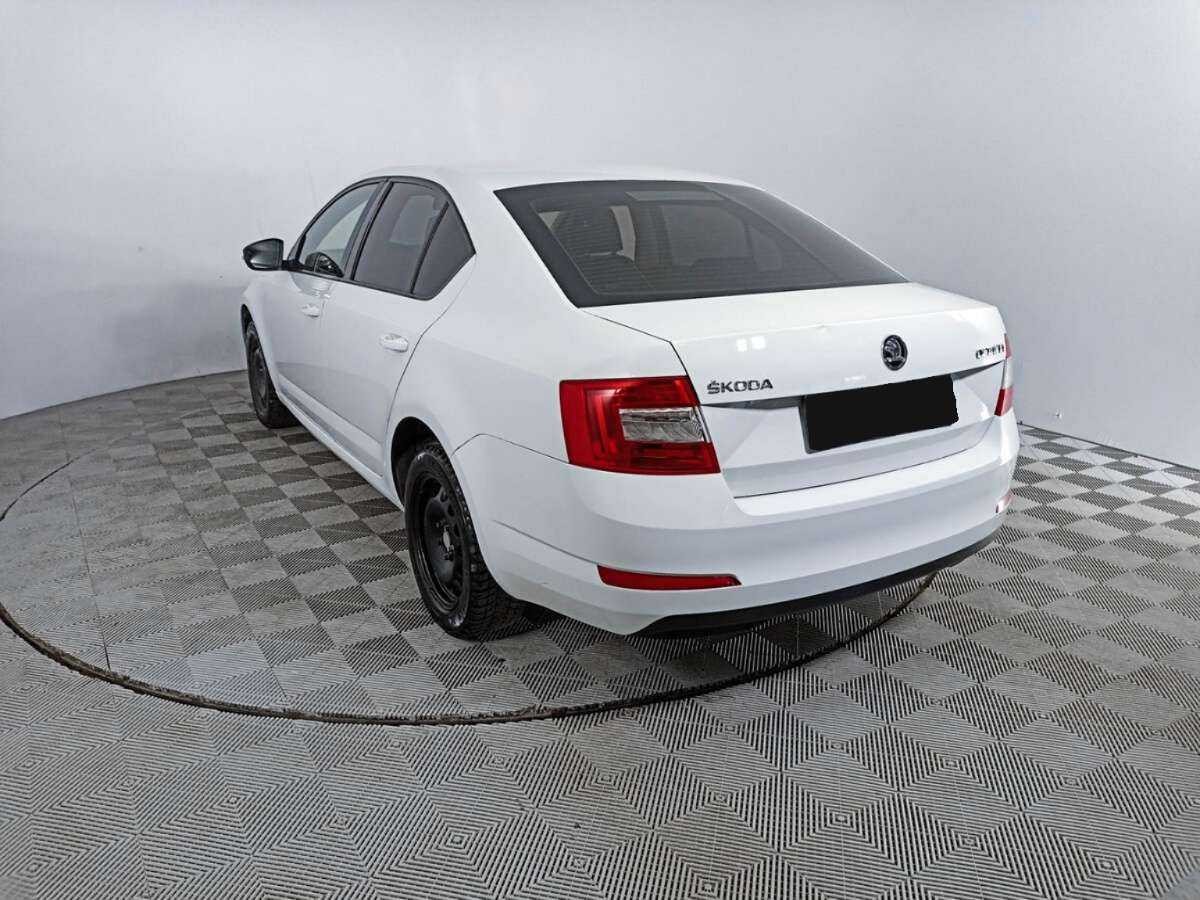 Купить Skoda Octavia с пробегом. Фото: #6