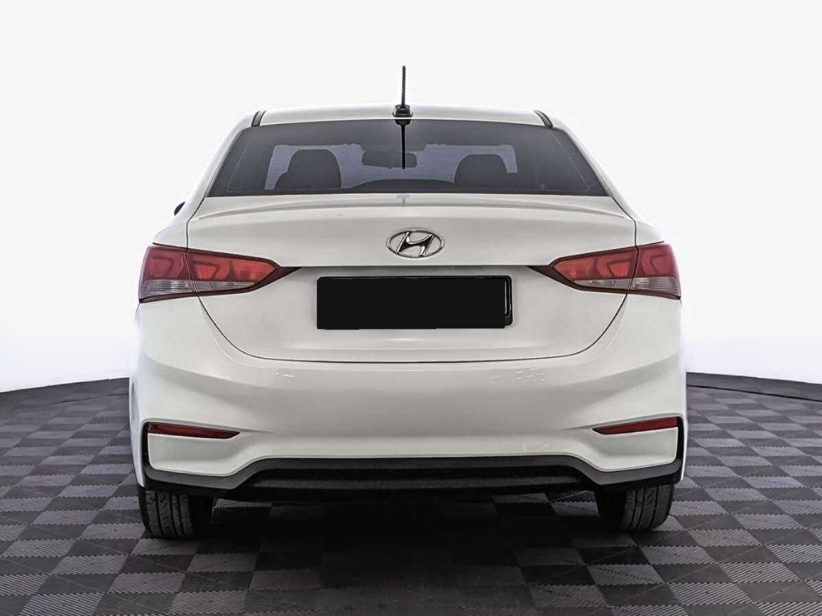 Купить Hyundai Solaris с пробегом. Фото: #5