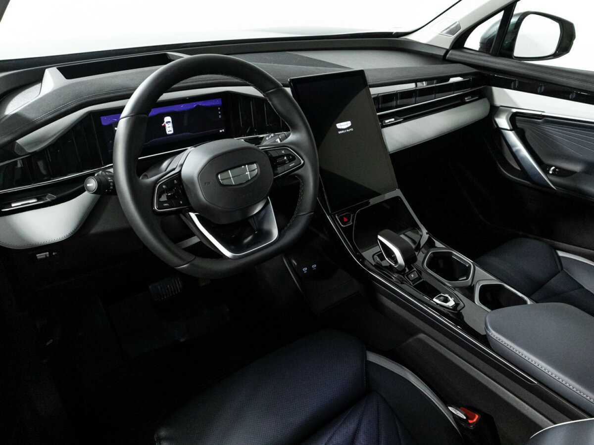 Купить Geely Atlas с пробегом. Фото: #9