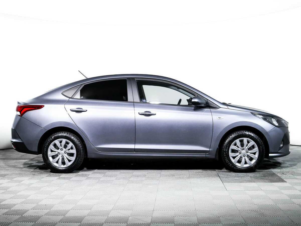 Купить Hyundai Solaris с пробегом. Фото: #3