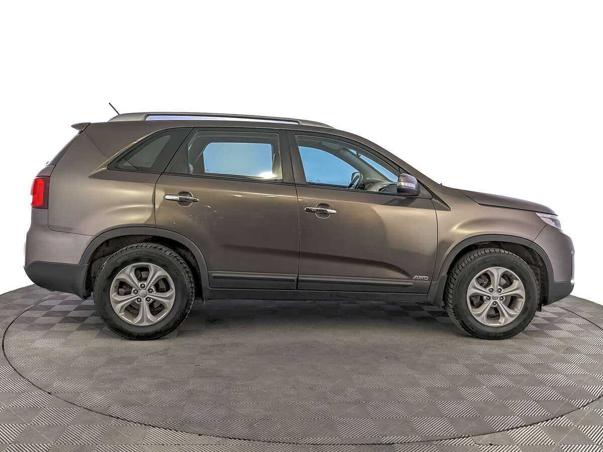 Купить Kia Sorento с пробегом. Фото: #3