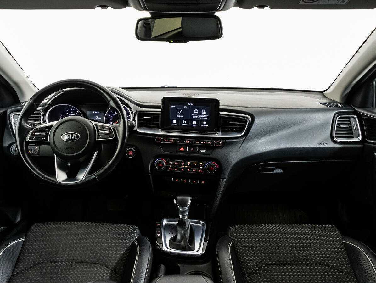 Купить Kia Ceed с пробегом. Фото: #7