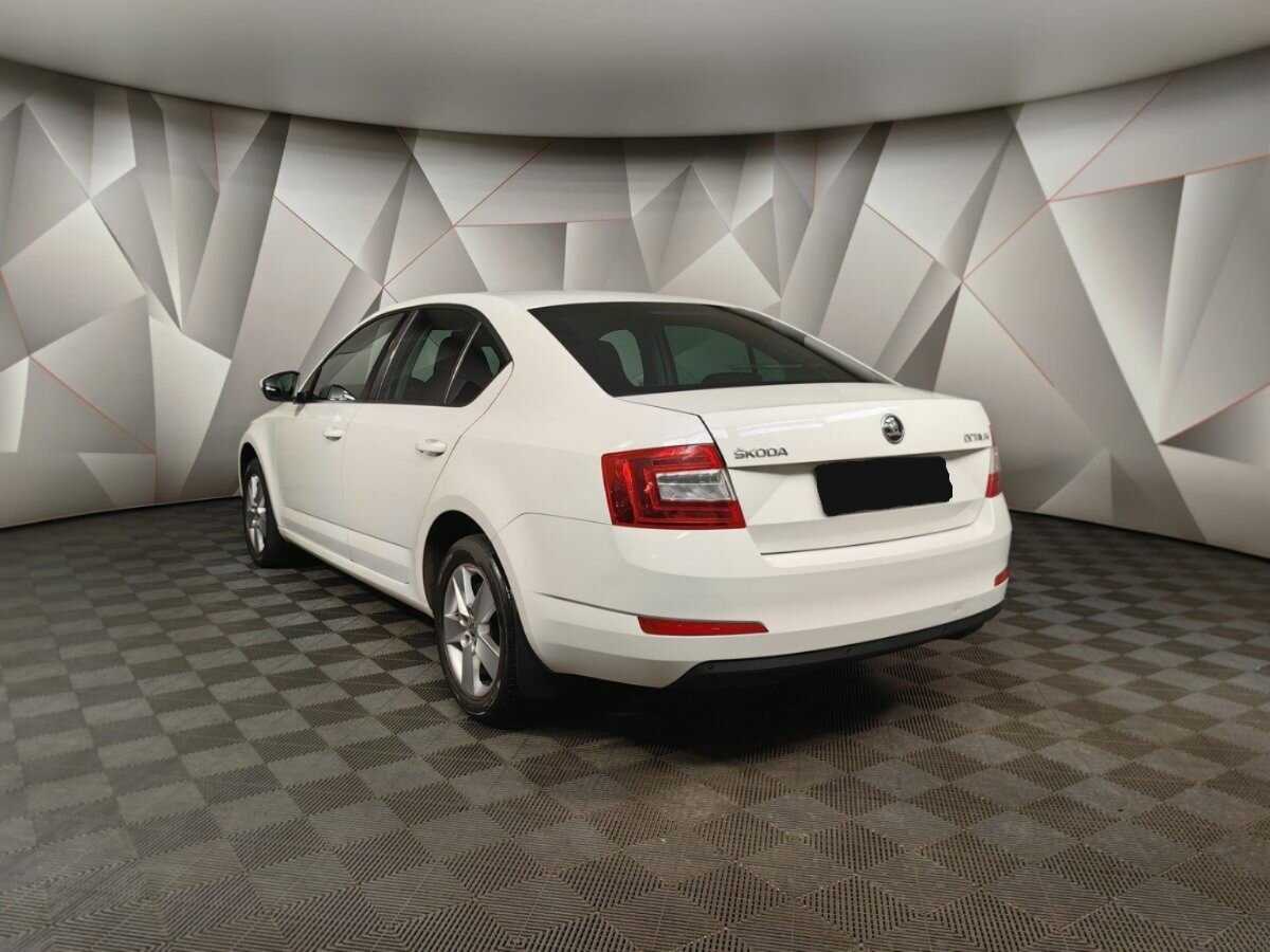 Купить Skoda Octavia с пробегом. Фото: #3