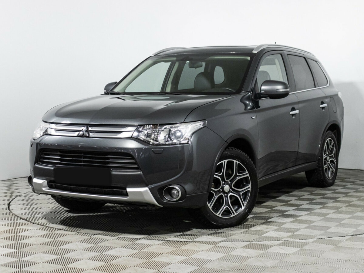 Купить Mitsubishi Outlander с пробегом. Посмотреть фото