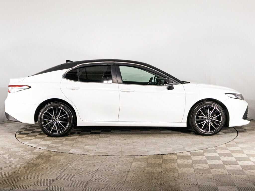 Купить Toyota Camry с пробегом. Фото: #3