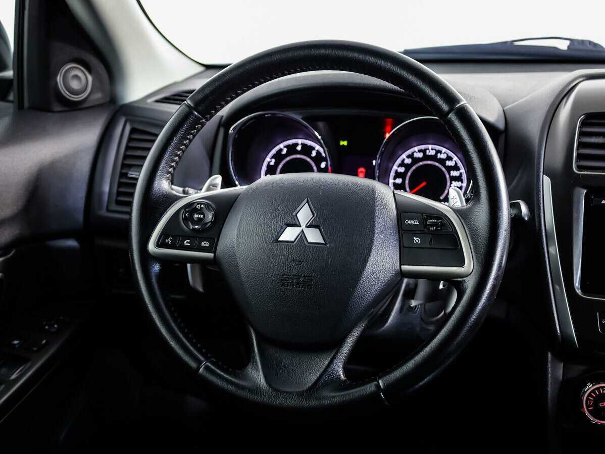 Купить Mitsubishi ASX с пробегом. Фото: #9