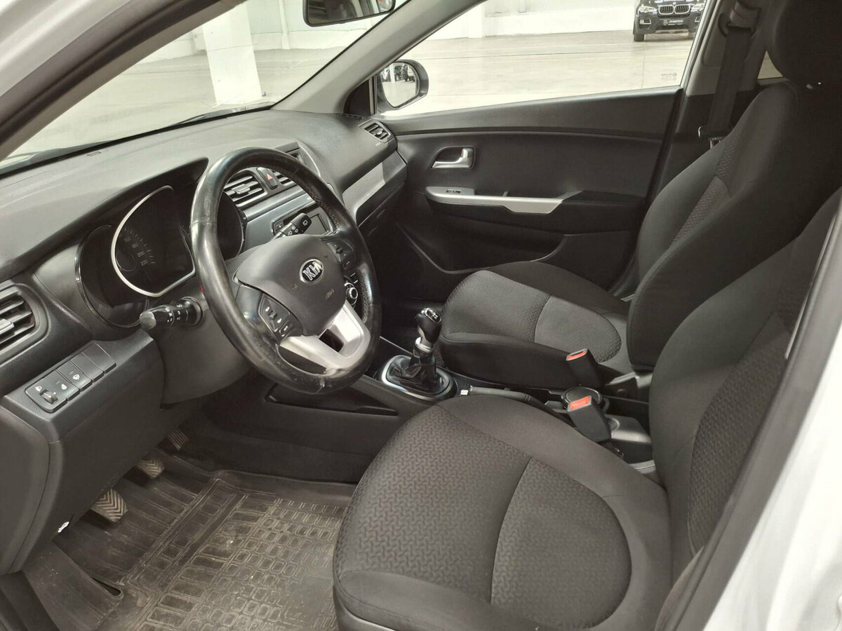 Купить Kia Rio с пробегом. Фото: #14