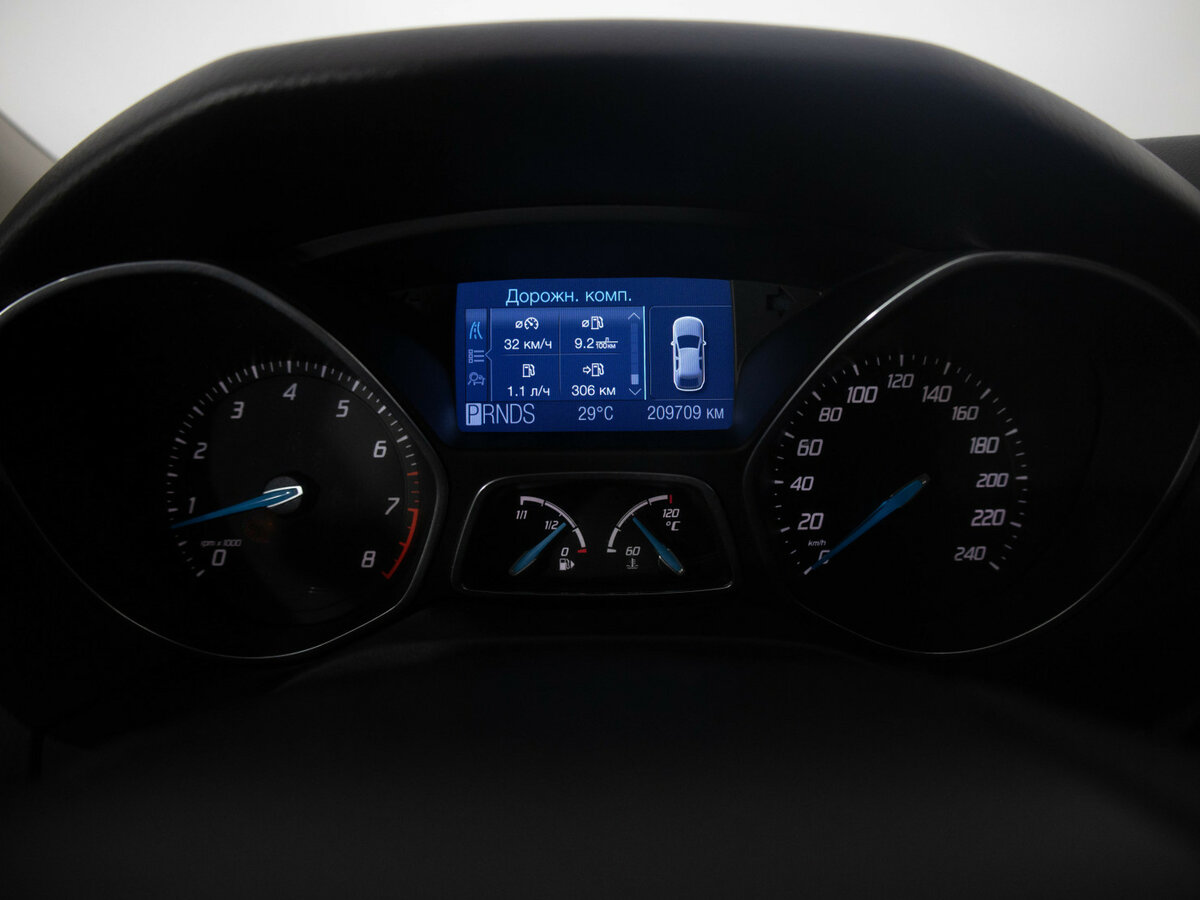 Купить Ford Focus с пробегом. Фото: #8
