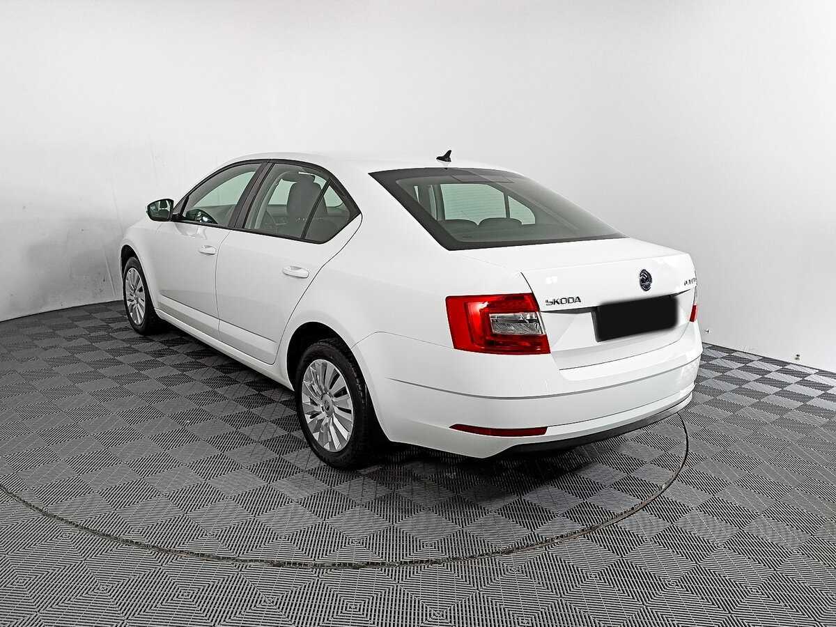 Купить Skoda Octavia с пробегом. Фото: #6