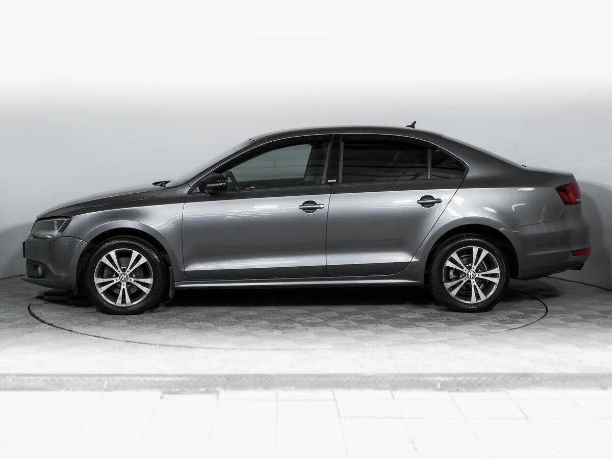 Купить Volkswagen Jetta с пробегом. Фото: #7