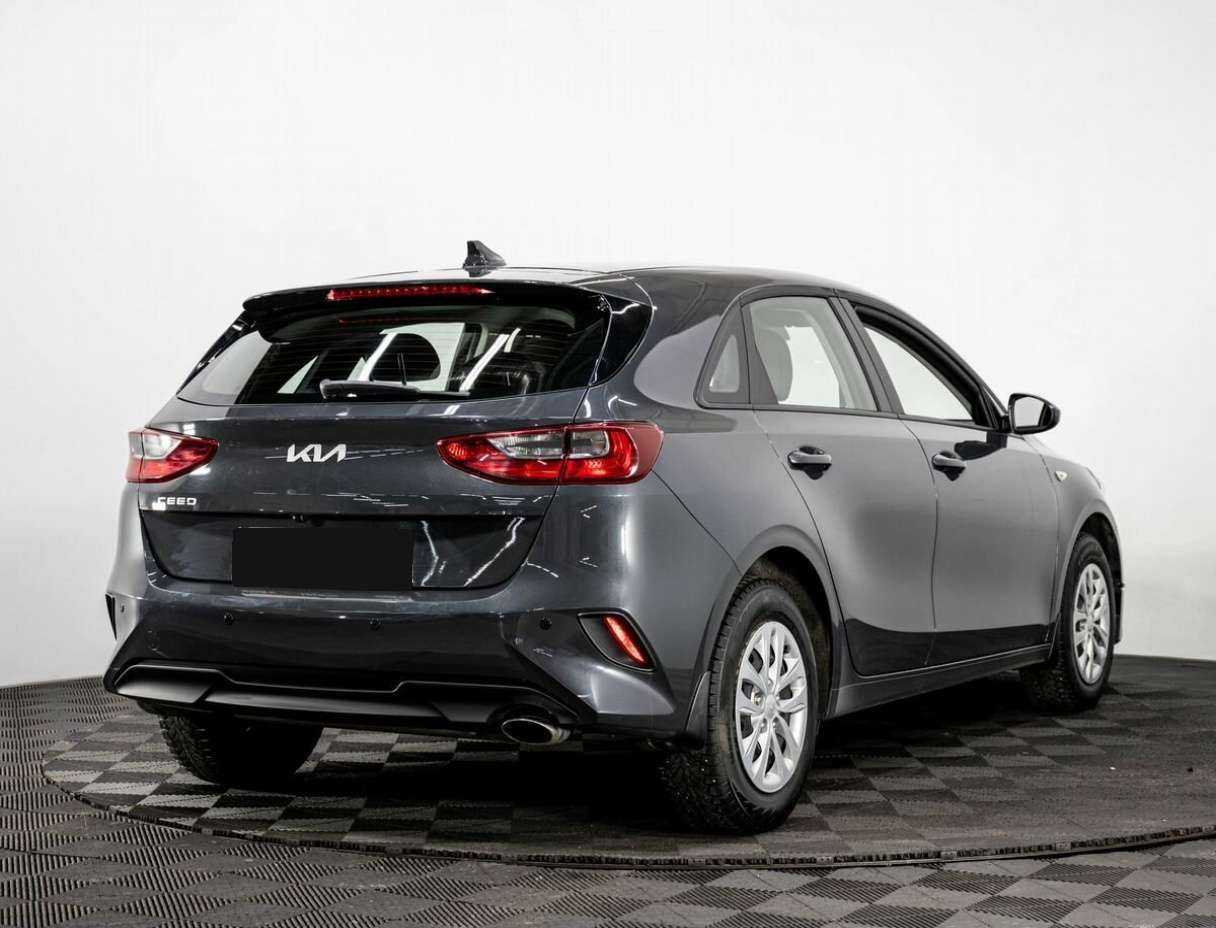 Купить Kia Ceed с пробегом. Фото: #5