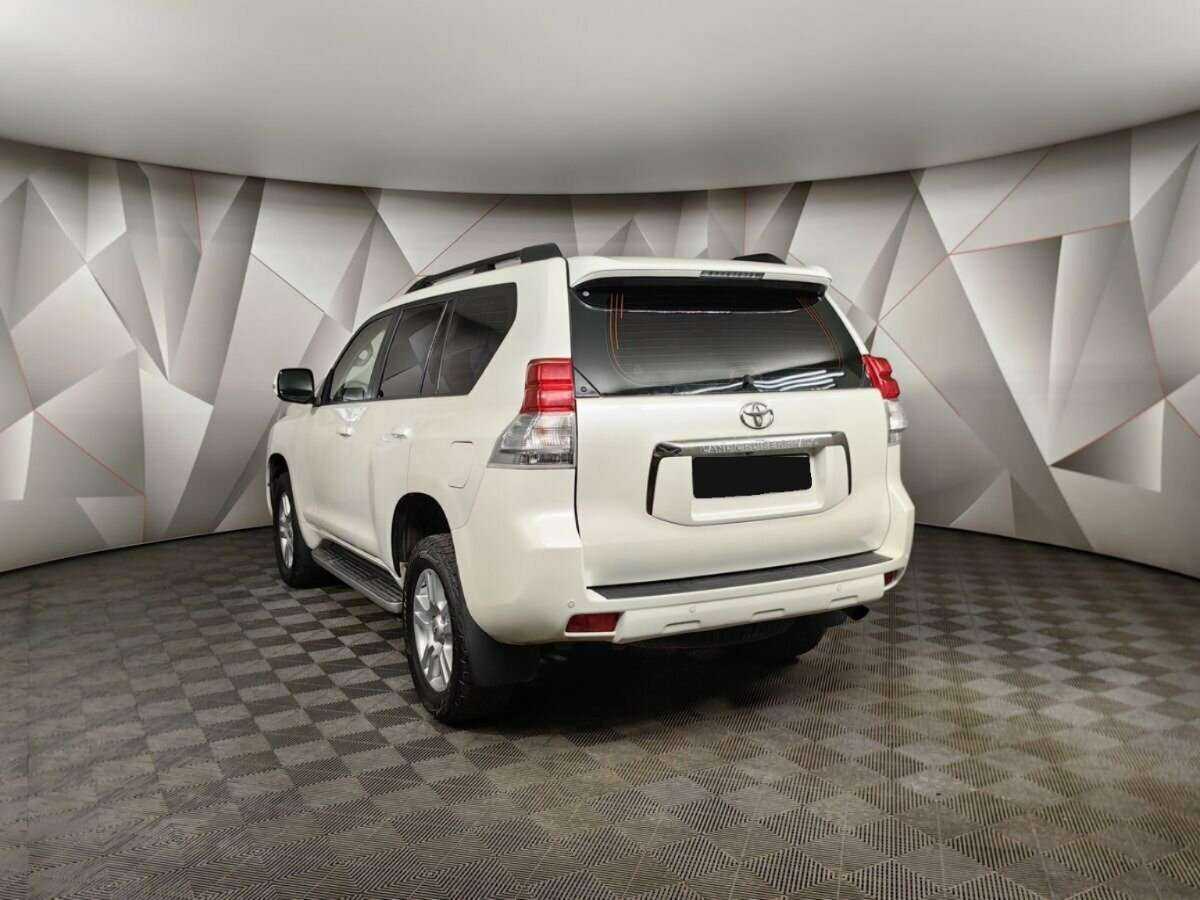 Купить Toyota Land Cruiser Prado с пробегом. Фото: #3