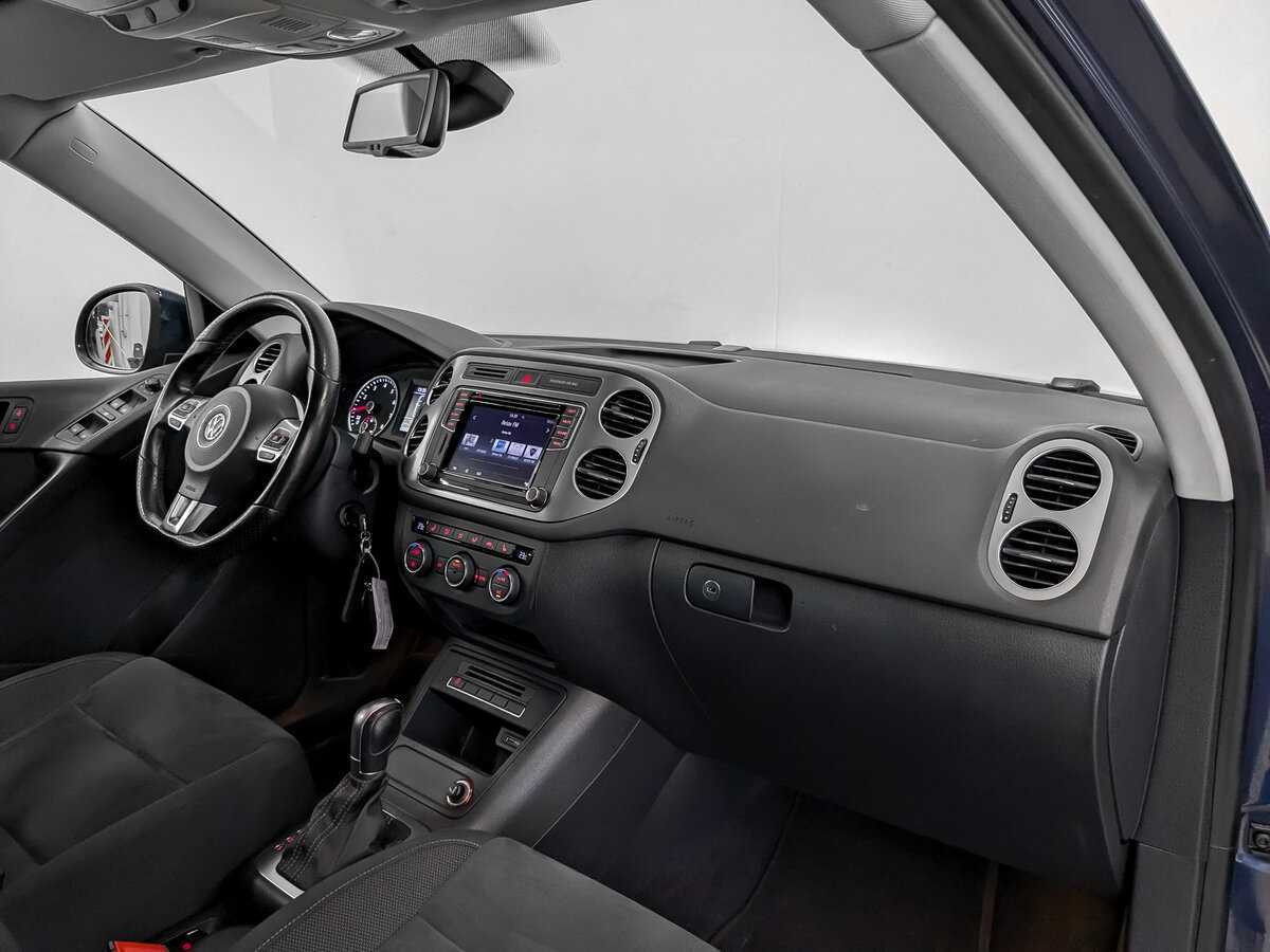 Купить Volkswagen Tiguan с пробегом. Фото: #10