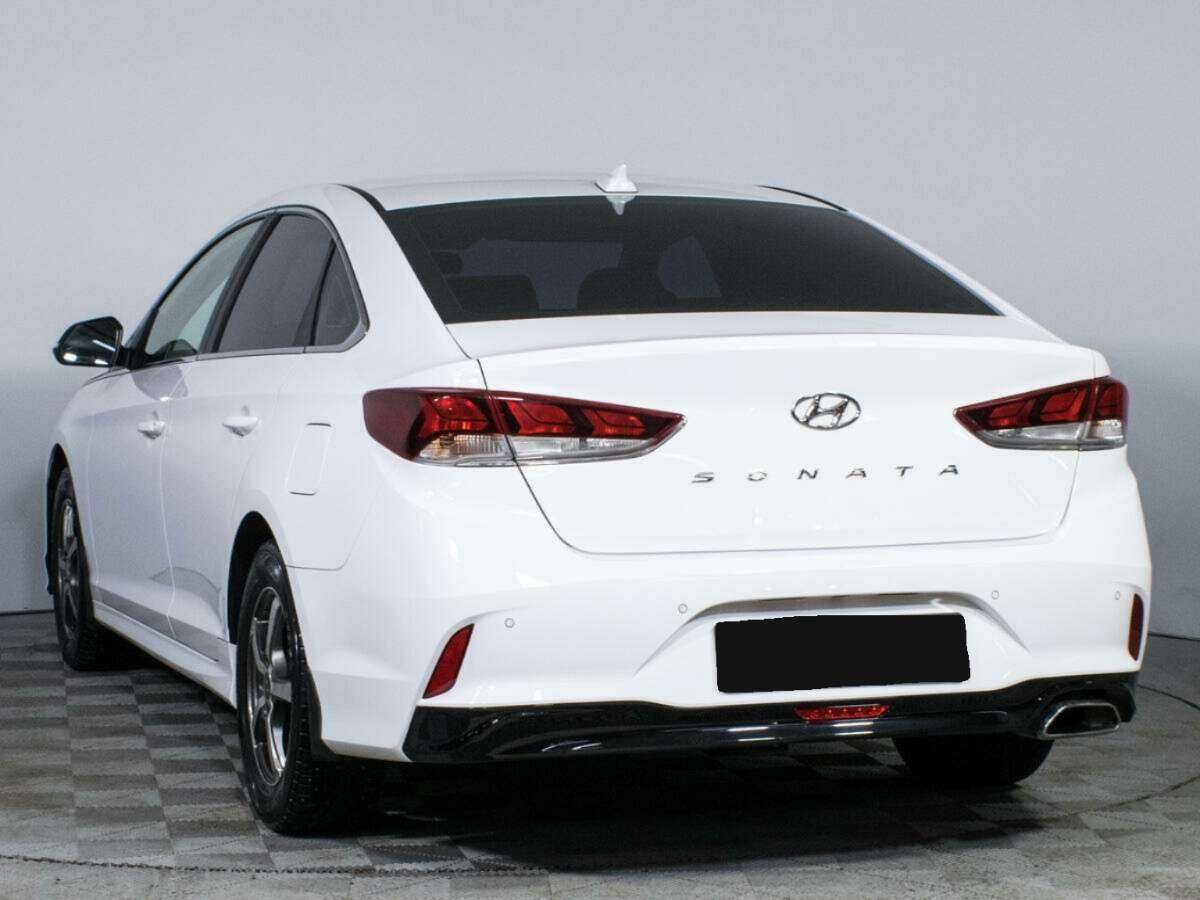 Купить Hyundai Sonata с пробегом. Фото: #6