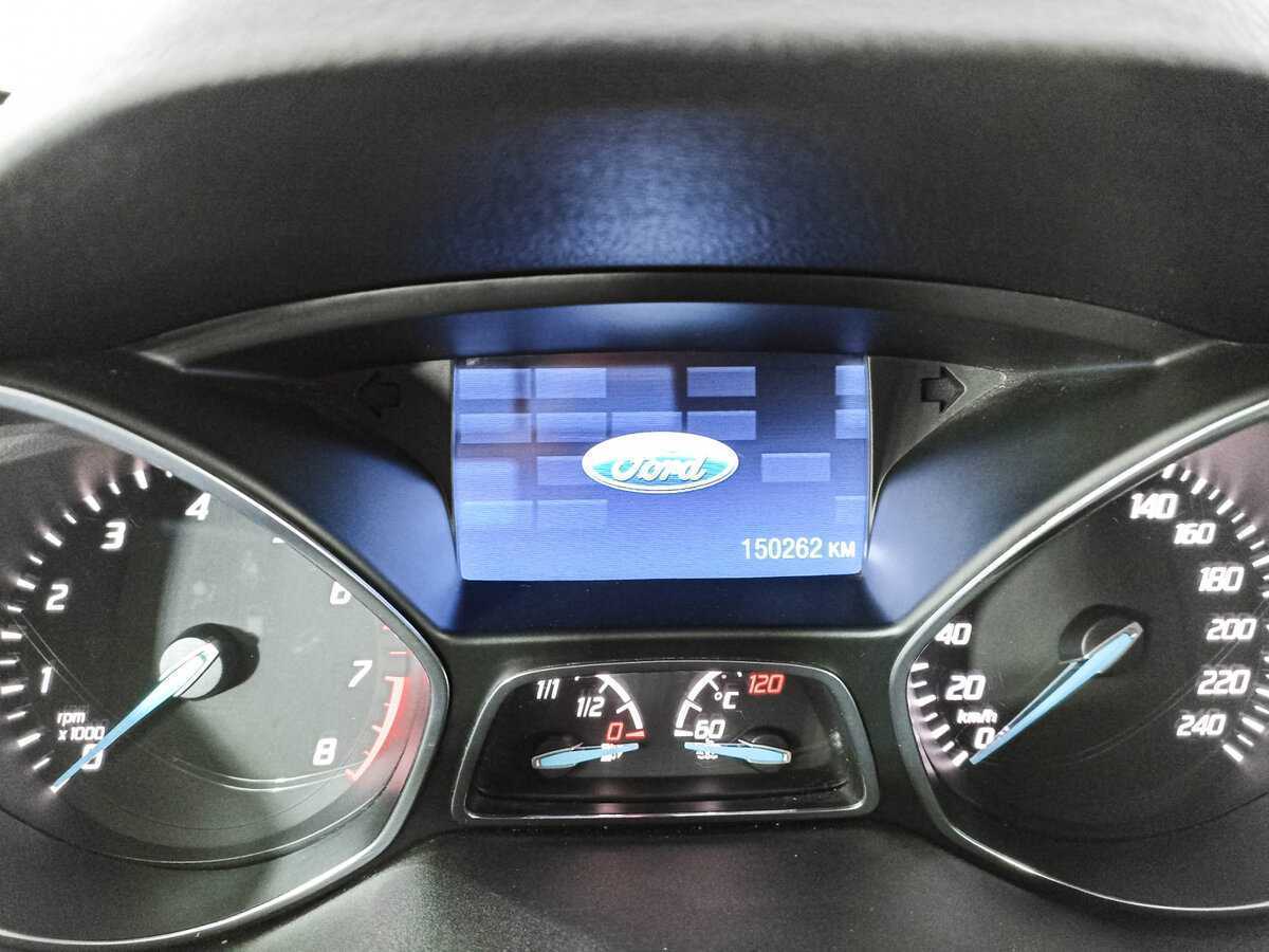 Купить Ford Kuga с пробегом. Фото: #10