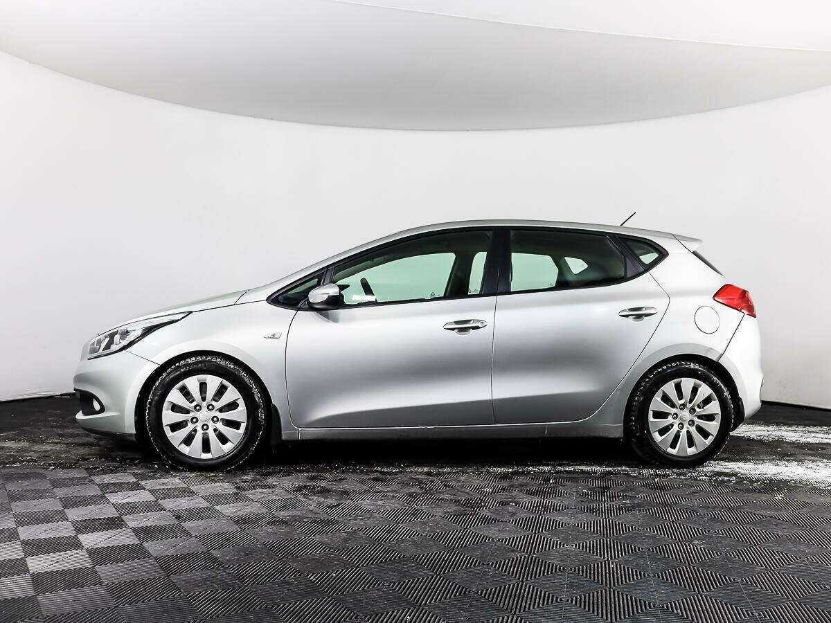 Купить Kia Ceed с пробегом. Фото: #7