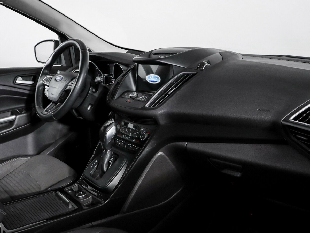 Купить Ford Kuga с пробегом. Фото: #6