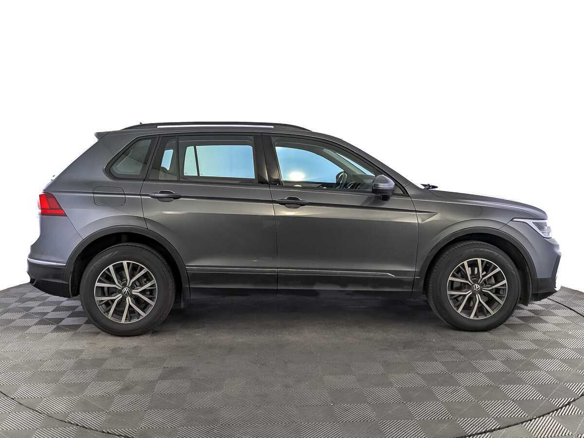Купить Volkswagen Tiguan с пробегом. Фото: #3