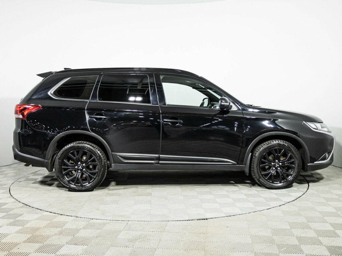 Купить Mitsubishi Outlander с пробегом. Фото: #3