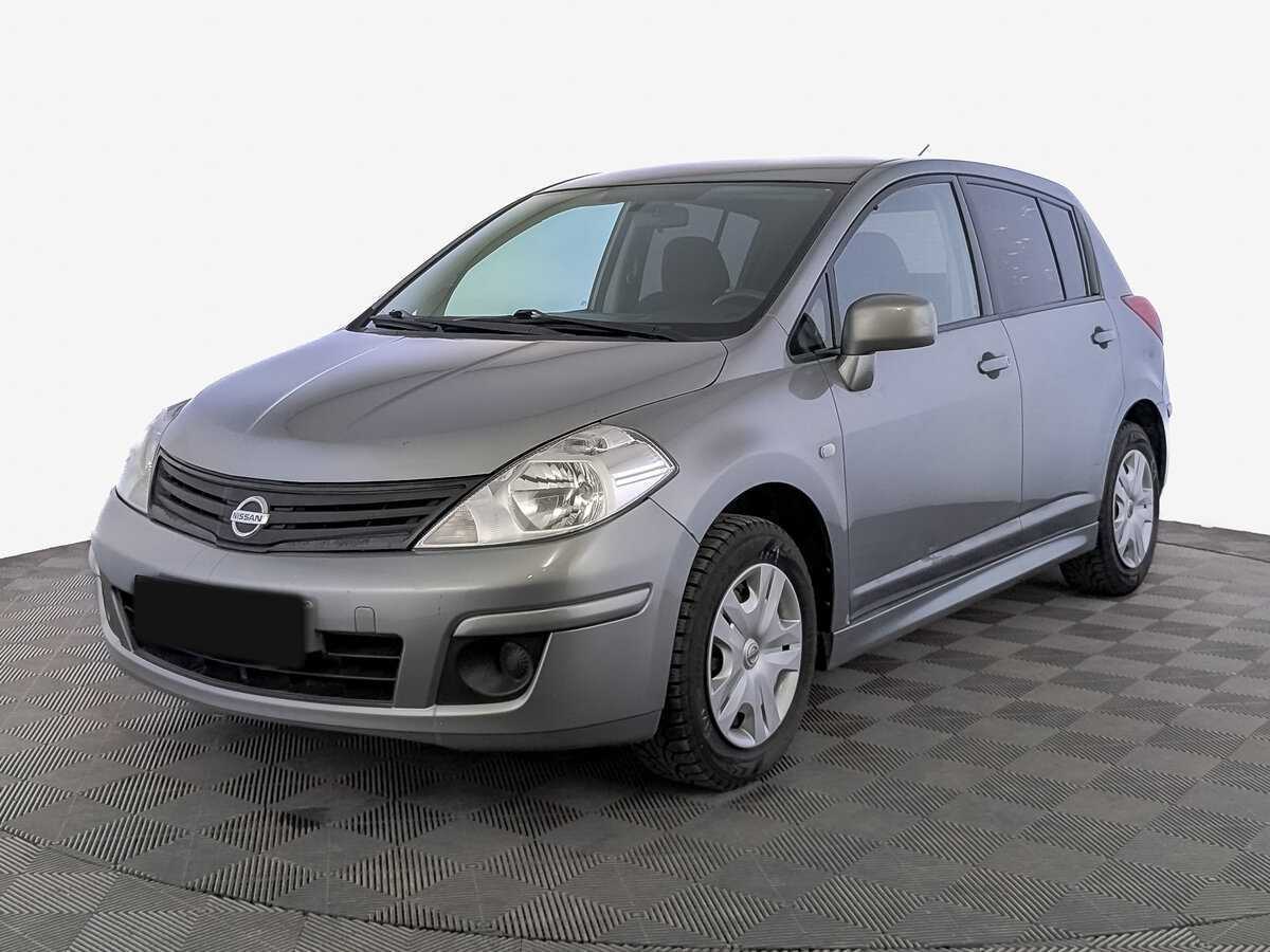 Купить Nissan Tiida с пробегом. Посмотреть фото