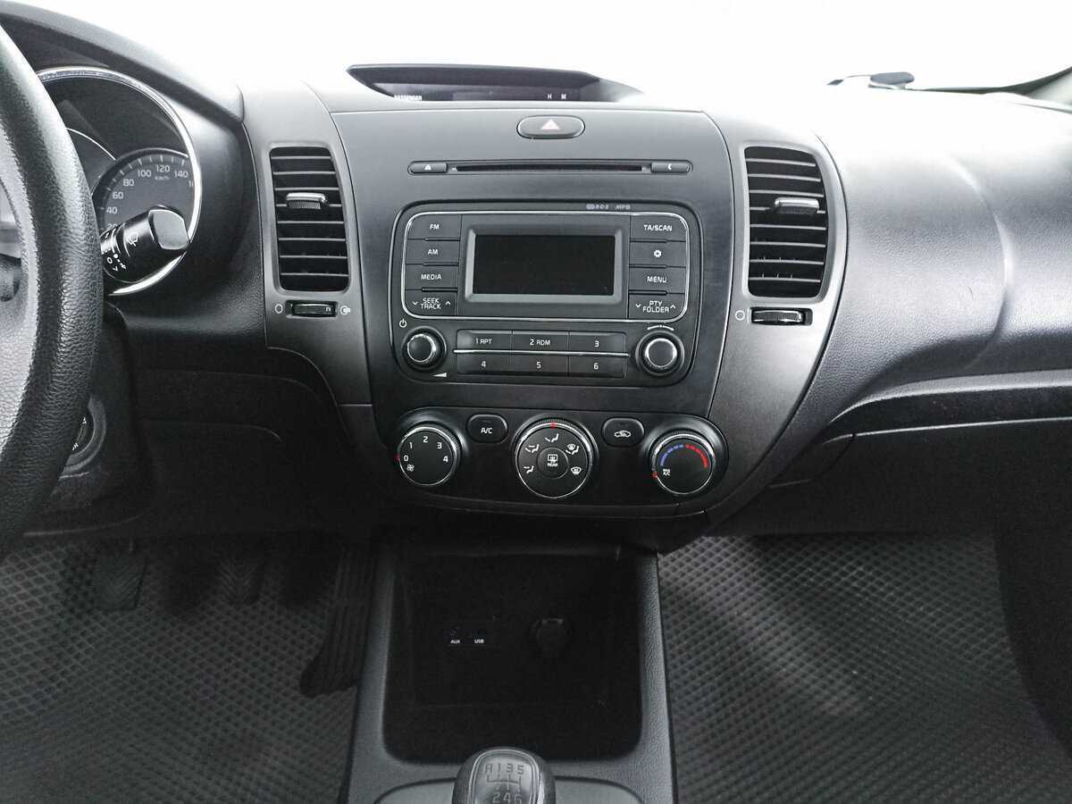 Купить Kia Cerato с пробегом. Фото: #12