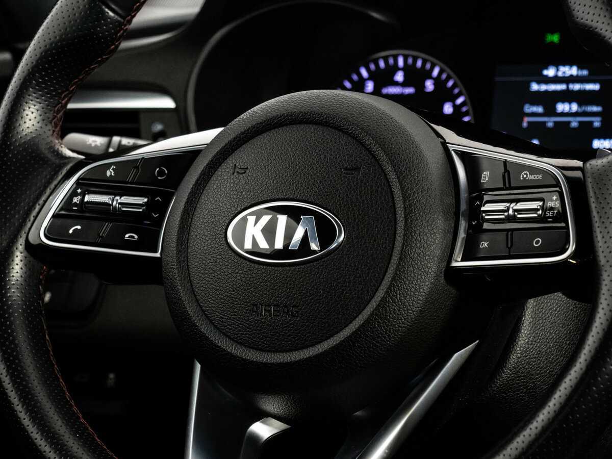 Купить Kia Optima с пробегом. Фото: #10
