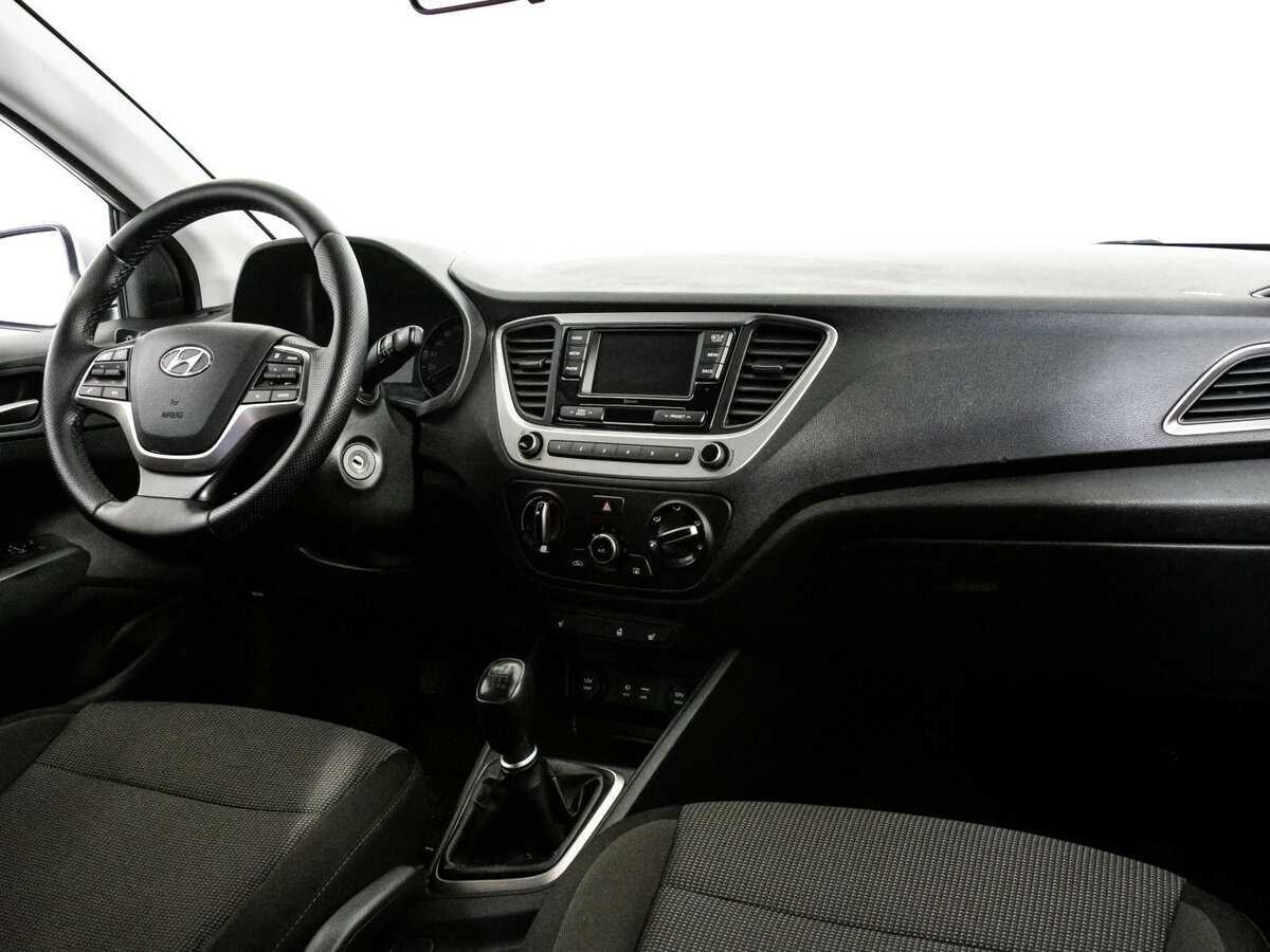 Купить Hyundai Solaris с пробегом. Фото: #6