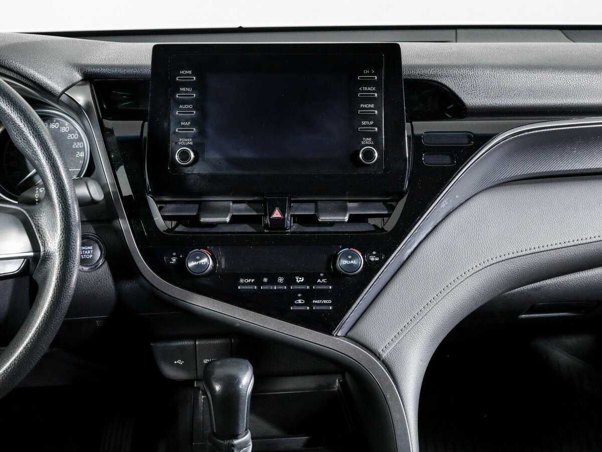 Купить Toyota Camry с пробегом. Фото: #9