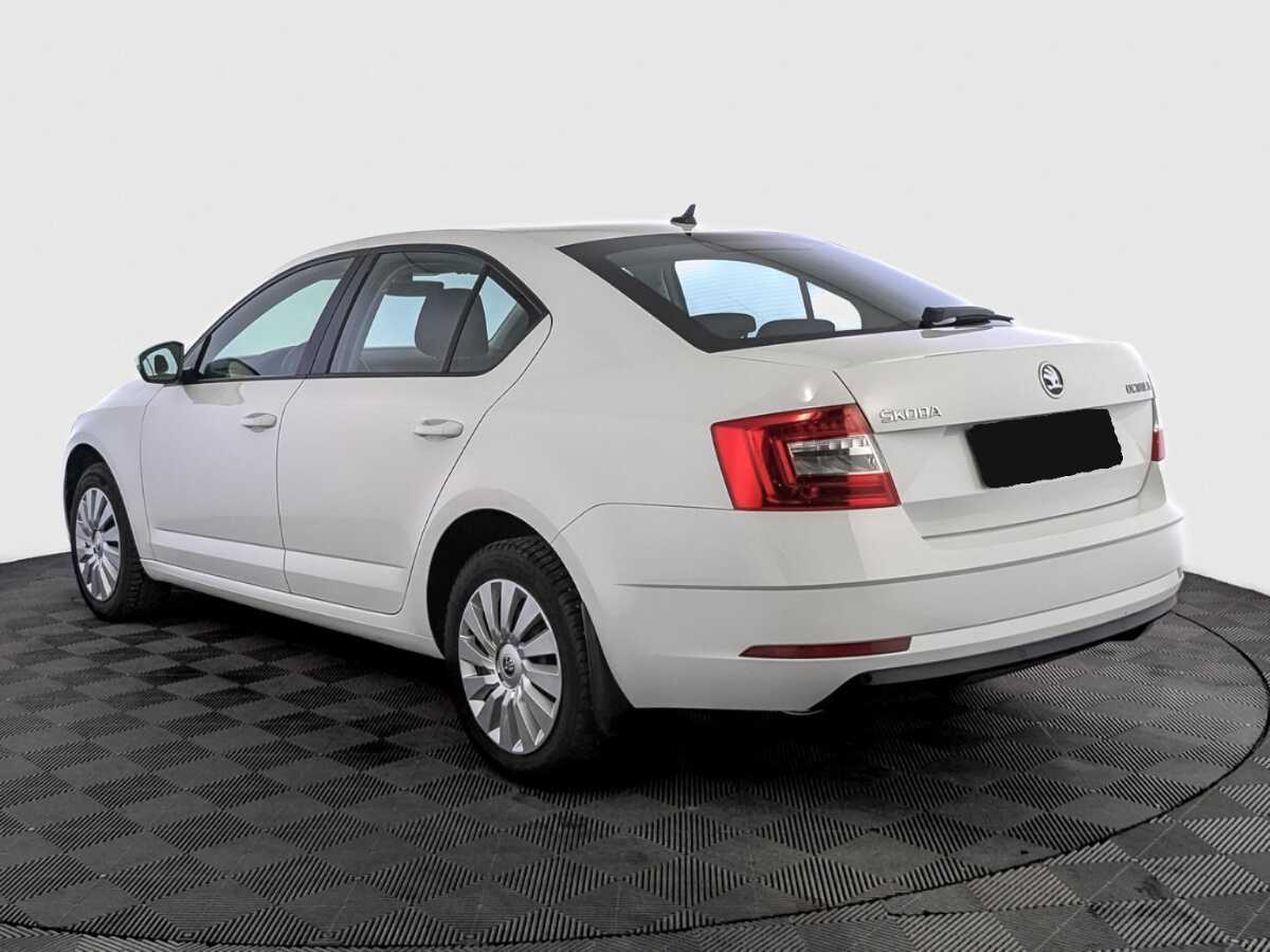 Купить Skoda Octavia с пробегом. Фото: #6